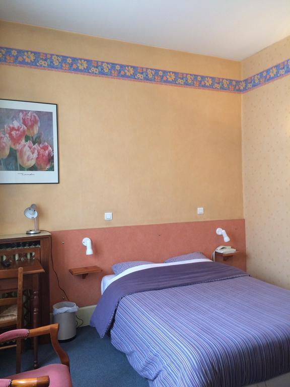 Hotel De Paris Charleville-Mézières Екстериор снимка