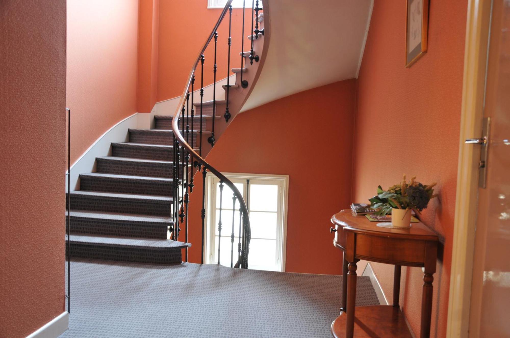 Hotel De Paris Charleville-Mézières Екстериор снимка