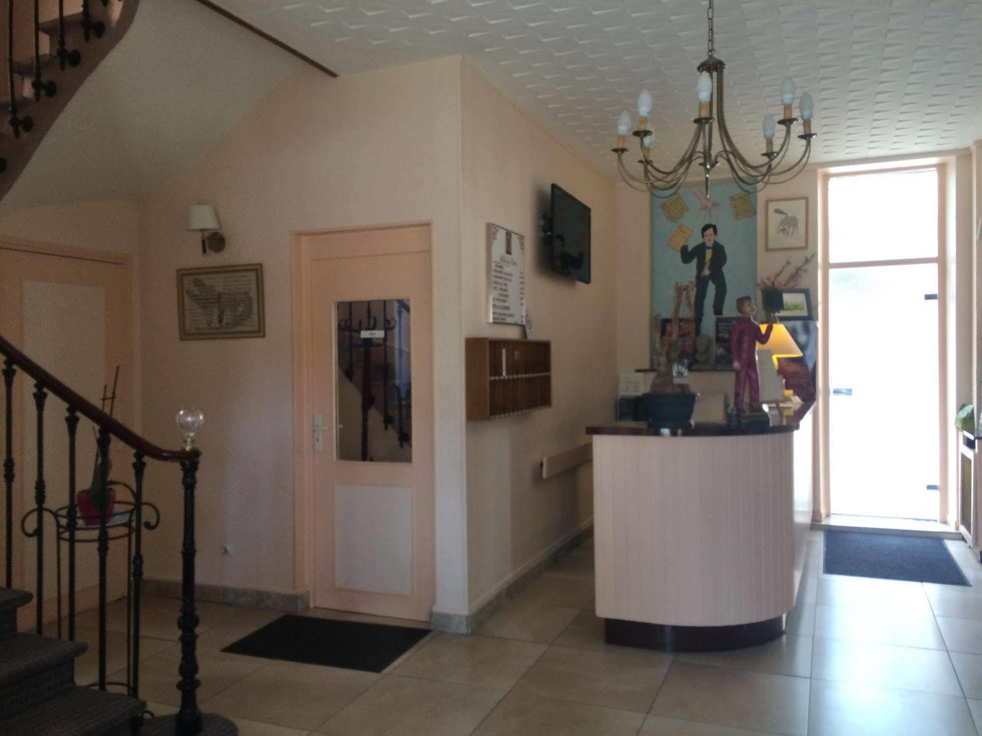Hotel De Paris Charleville-Mézières Екстериор снимка