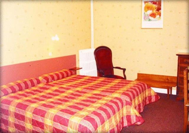 Hotel De Paris Charleville-Mézières Стая снимка