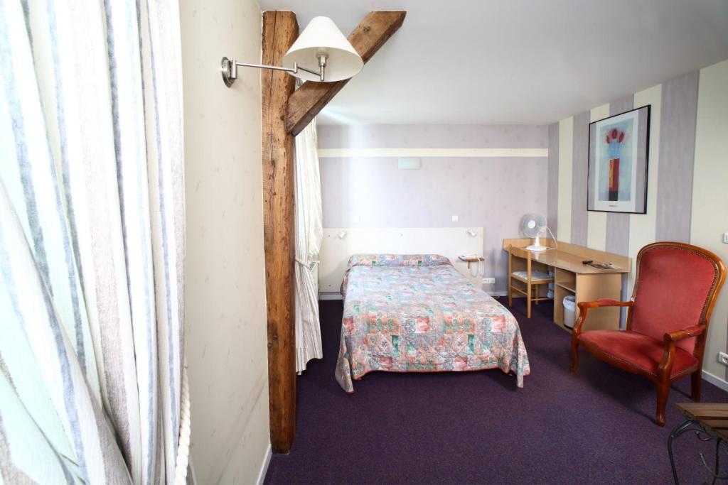 Hotel De Paris Charleville-Mézières Стая снимка